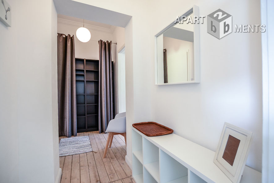 Hochwertig modern möblierte Wohnung mit Balkon in Köln-Altstadt-Süd