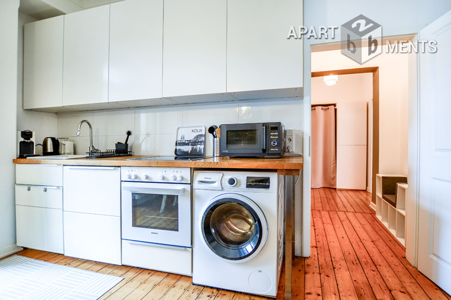 Hochwertig modern möblierte Wohnung mit Balkon in Köln-Altstadt-Süd