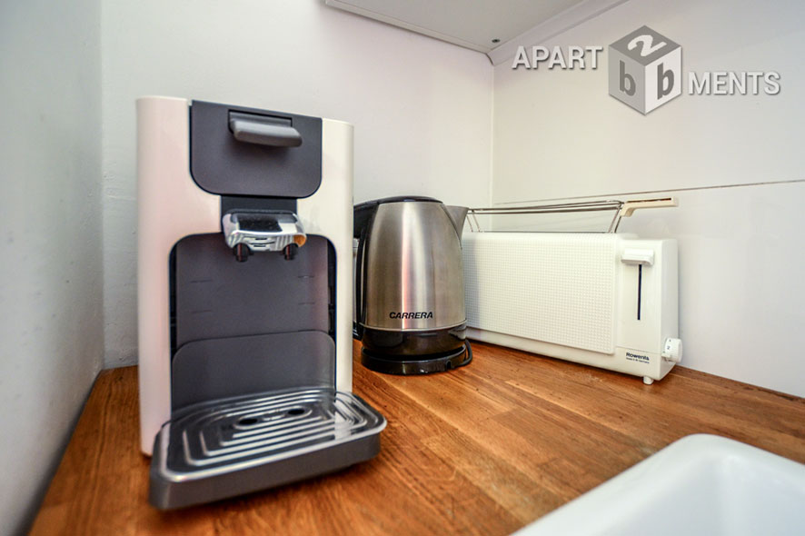 Hochwertig modern möblierte Wohnung mit Balkon in Köln-Altstadt-Süd