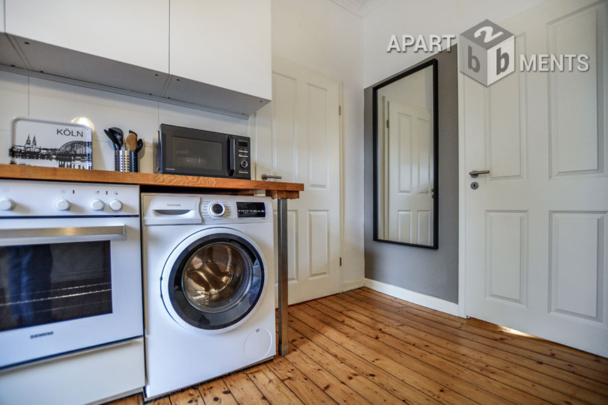Hochwertig modern möblierte Wohnung mit Balkon in Köln-Altstadt-Süd