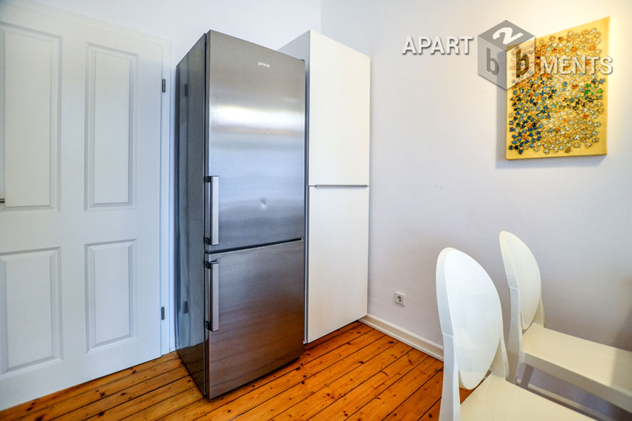 Hochwertig modern möblierte Wohnung mit Balkon in Köln-Altstadt-Süd