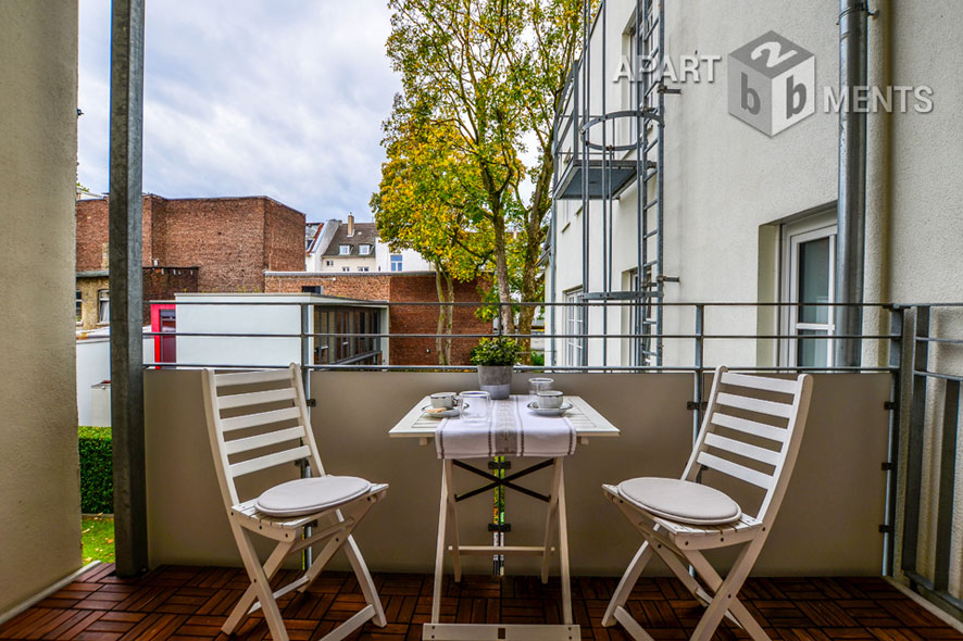 Hochwertig modern möblierte Wohnung mit Balkon in Köln-Altstadt-Süd