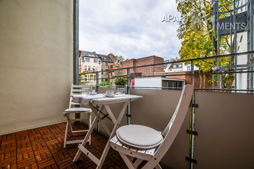 Hochwertig modern möblierte Wohnung mit Balkon in Köln-Altstadt-Süd