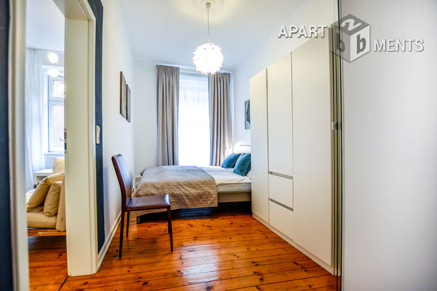 Hochwertig modern möblierte Wohnung mit Balkon in Köln-Altstadt-Süd