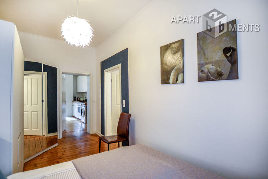 Hochwertig modern möblierte Wohnung mit Balkon in Köln-Altstadt-Süd