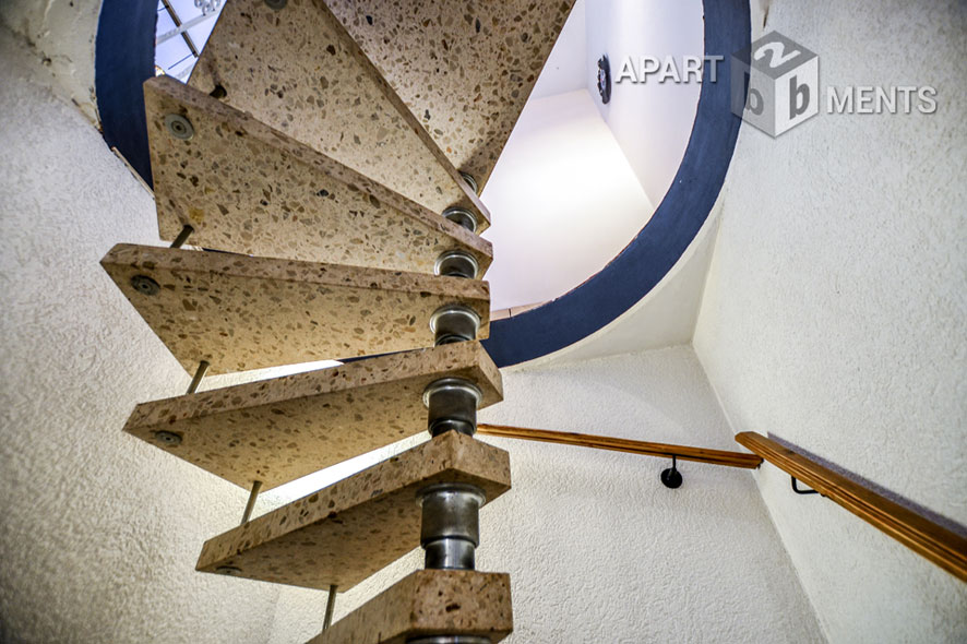 Möblierte Maisonette auf 2 Ebenen in Köln-Immendorf