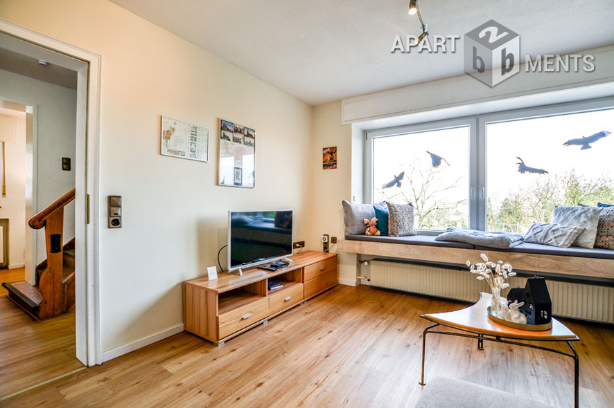 Möblierte Wohnung auf 2 Ebenen in Hürth-Kendenich