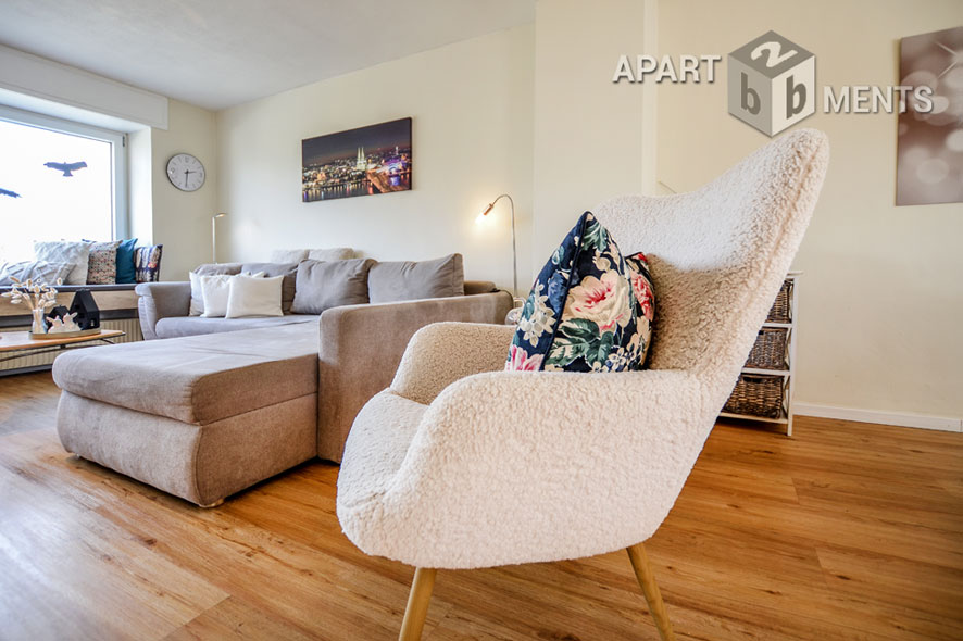 Möblierte Wohnung auf 2 Ebenen in Hürth-Kendenich