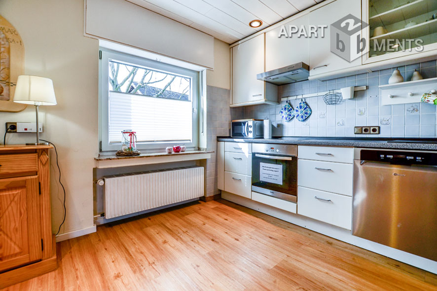 Möblierte Wohnung auf 2 Ebenen in Hürth-Kendenich