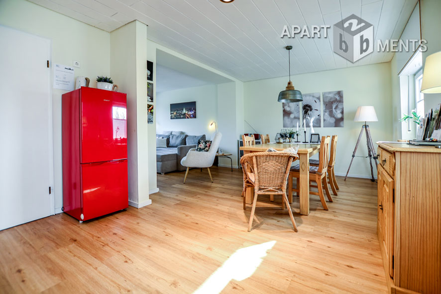 Möblierte Wohnung auf 2 Ebenen in Hürth-Kendenich