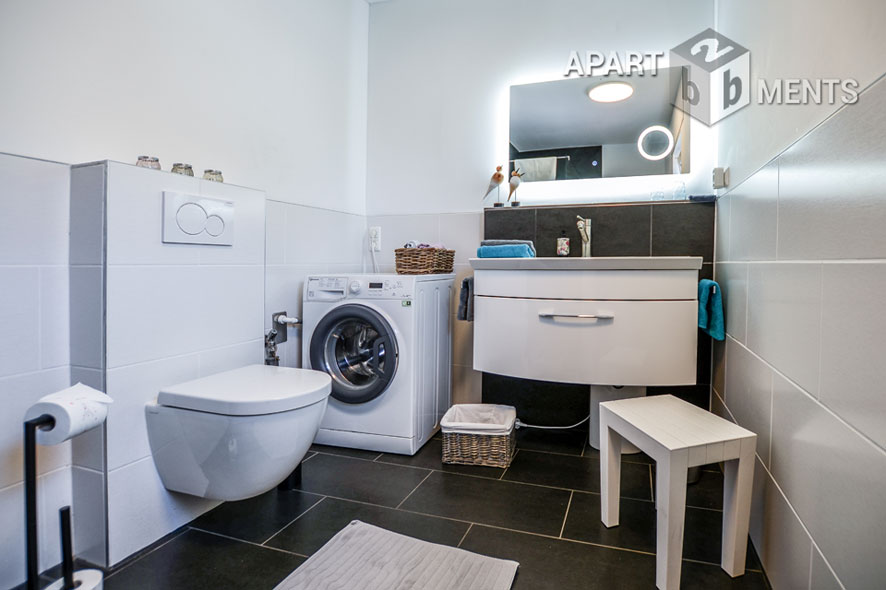 Möblierte Wohnung auf 2 Ebenen in Hürth-Kendenich