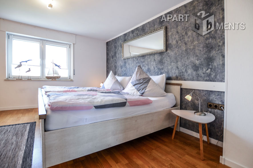 Möblierte Wohnung auf 2 Ebenen in Hürth-Kendenich