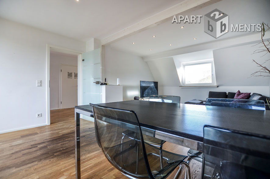 Stylishly furnished maisonette apartment in Cologne-Lindenthal