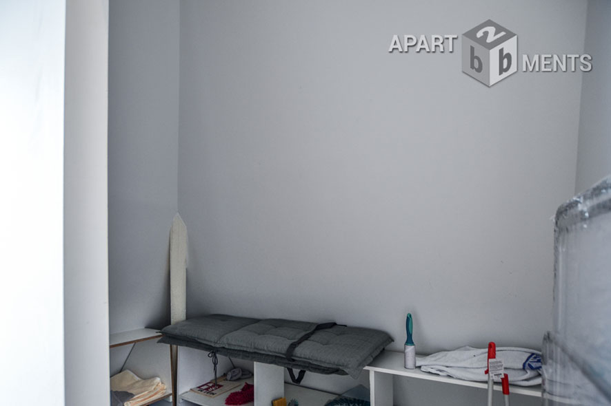 Stylishly furnished maisonette apartment in Cologne-Lindenthal