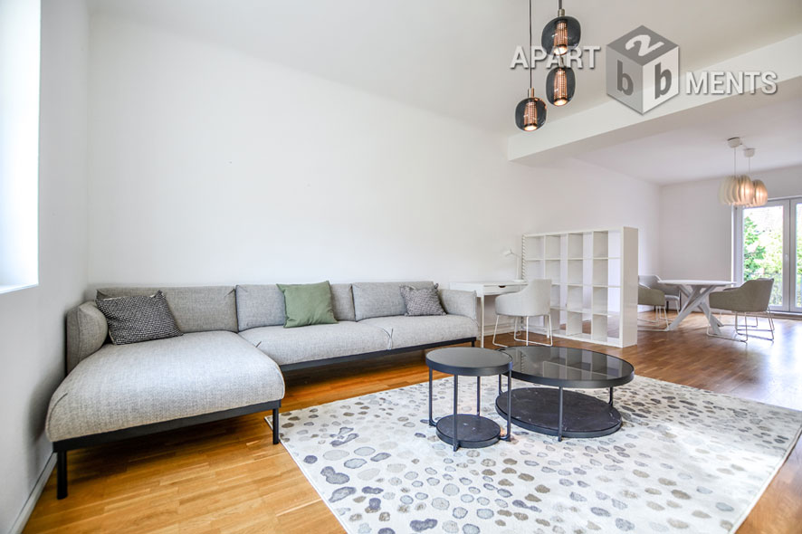 Furnished 2-room apartment with balcony and terrace in Cologne-Lindenthal