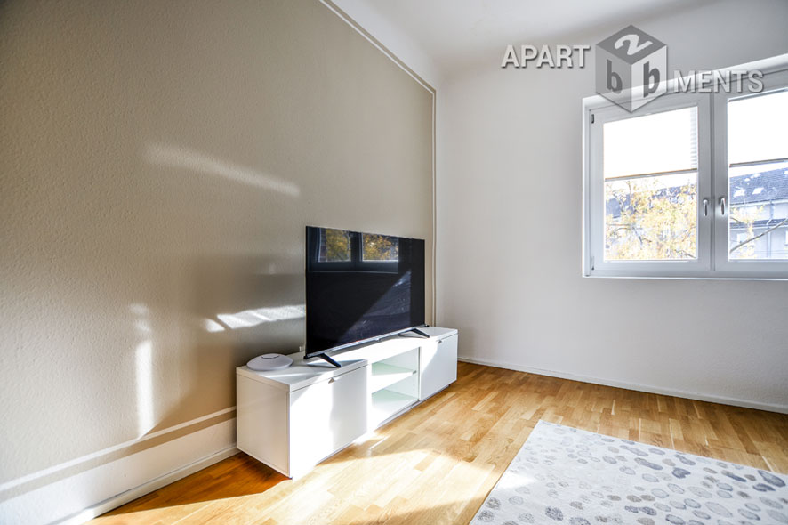 Furnished 2-room apartment with balcony and terrace in Cologne-Lindenthal