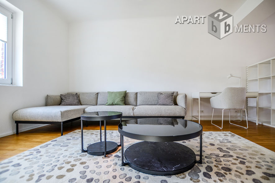 Furnished 2-room apartment with balcony and terrace in Cologne-Lindenthal