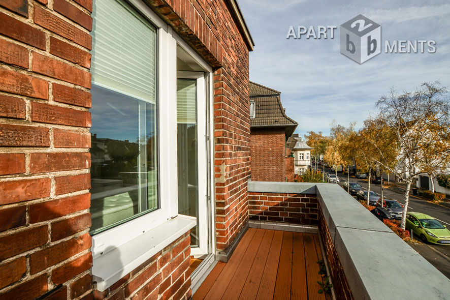 Furnished 2-room apartment with balcony and terrace in Cologne-Lindenthal