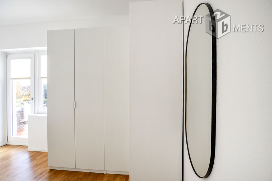 Furnished 2-room apartment with balcony and terrace in Cologne-Lindenthal