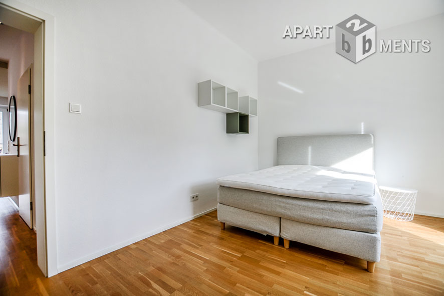 Furnished 2-room apartment with balcony and terrace in Cologne-Lindenthal