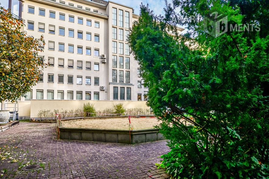 Furnished apartment on 2 levels in Cologne-Neustadt-South