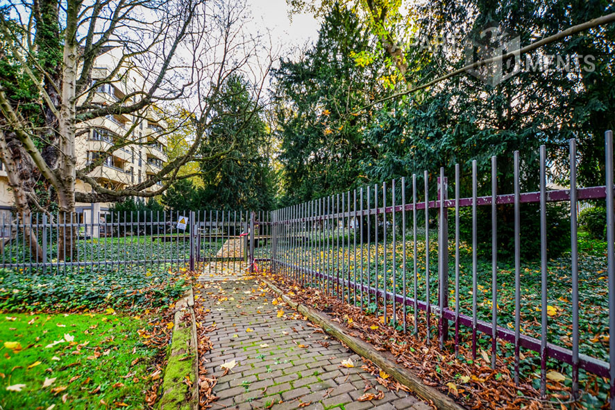 Furnished apartment on 2 levels in Cologne-Neustadt-South