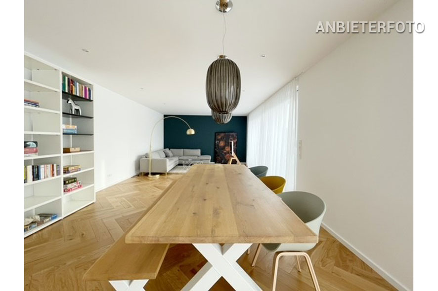 Furnished 3-room penthouse with XXL roof terrace in Cologne-Weiden