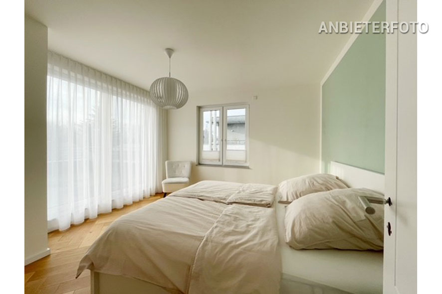 Furnished 3-room penthouse with XXL roof terrace in Cologne-Weiden