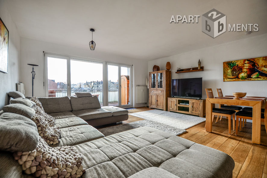 Furnished 4-room apartment with 2 bathrooms and balcony in Cologne-Nippes