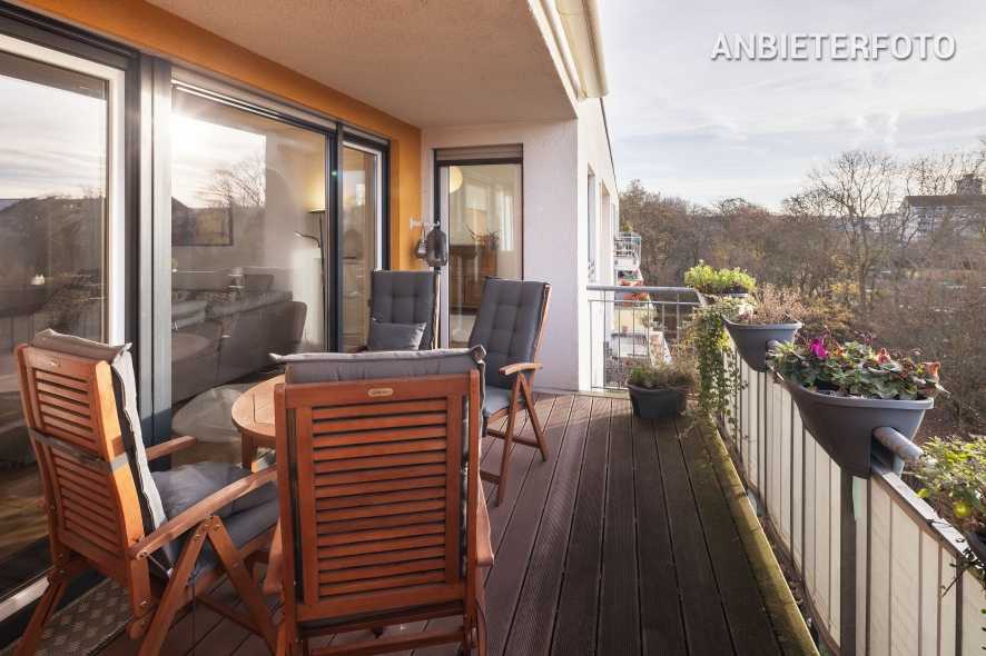 Möblierte 4-Zimmer-Wohnung mit 2 Bädern und Balkon in Köln-Nippes