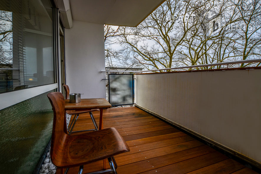 Möblierte 3-Zimmer-Wohnung mit Balkon mit Rheinblick in Köln-Mülheim