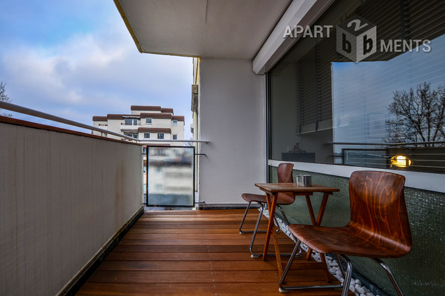 Möblierte 3-Zimmer-Wohnung mit Balkon mit Rheinblick in Köln-Mülheim