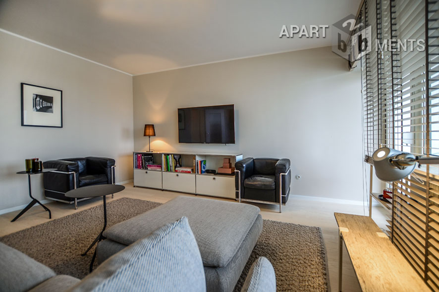 Möblierte 3-Zimmer-Wohnung mit Balkon mit Rheinblick in Köln-Mülheim