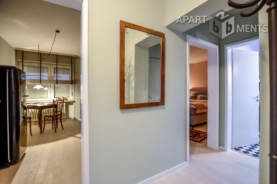 Möblierte 3-Zimmer-Wohnung mit Balkon mit Rheinblick in Köln-Mülheim