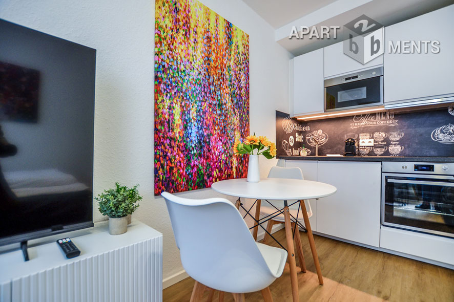 Voll ausgestattetes Single-Apartment im Cäcilien-Viertel in Köln-Altstadt-Süd