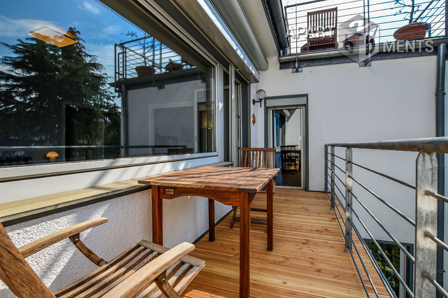 Klassisch möblierte 3-Zimmer-Wohnung mit Balkon in Köln-Sülz