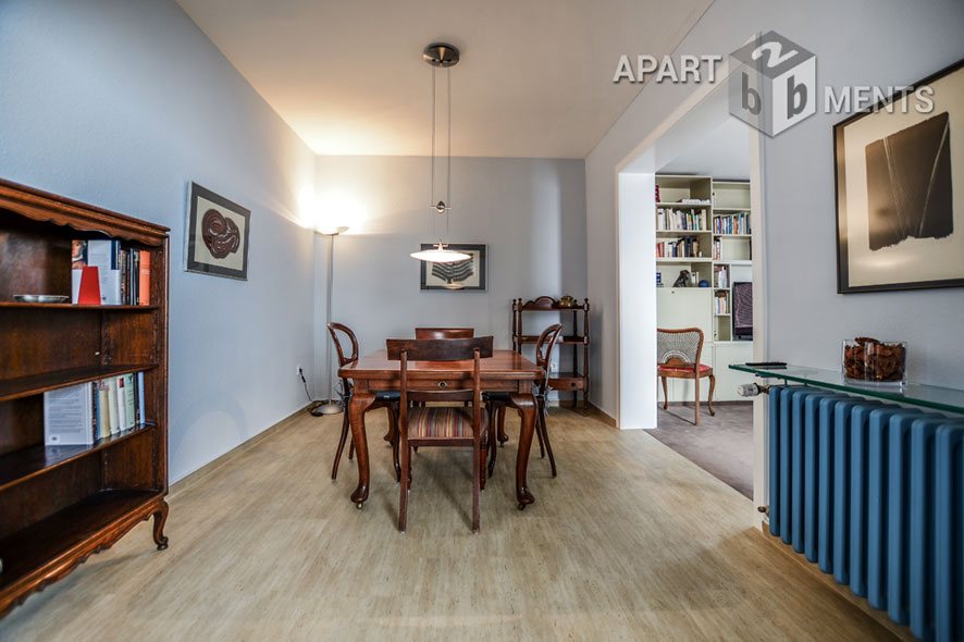 Klassisch möblierte 3-Zimmer-Wohnung mit Balkon in Köln-Sülz