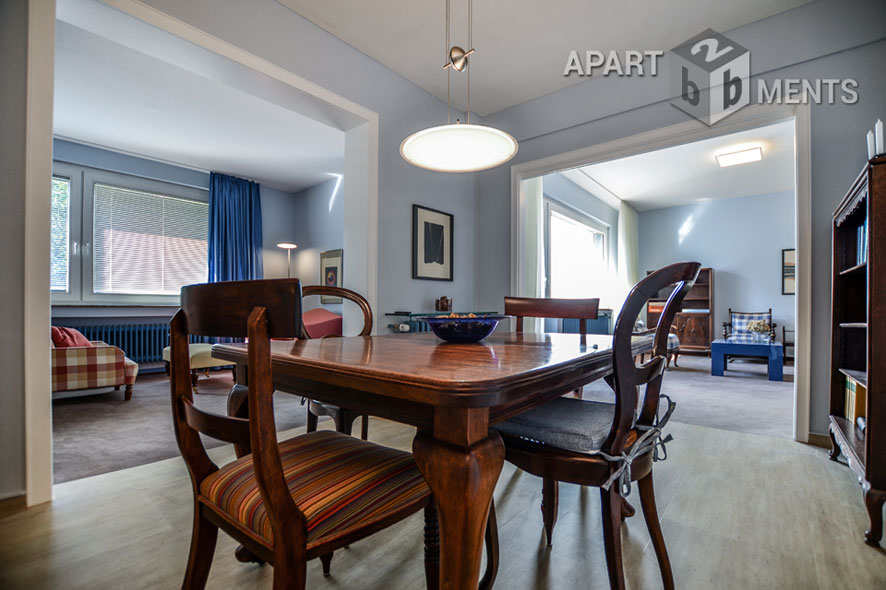 Klassisch möblierte 3-Zimmer-Wohnung mit Balkon in Köln-Sülz