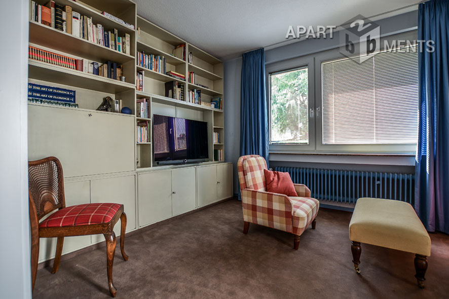 Klassisch möblierte 3-Zimmer-Wohnung mit Balkon in Köln-Sülz