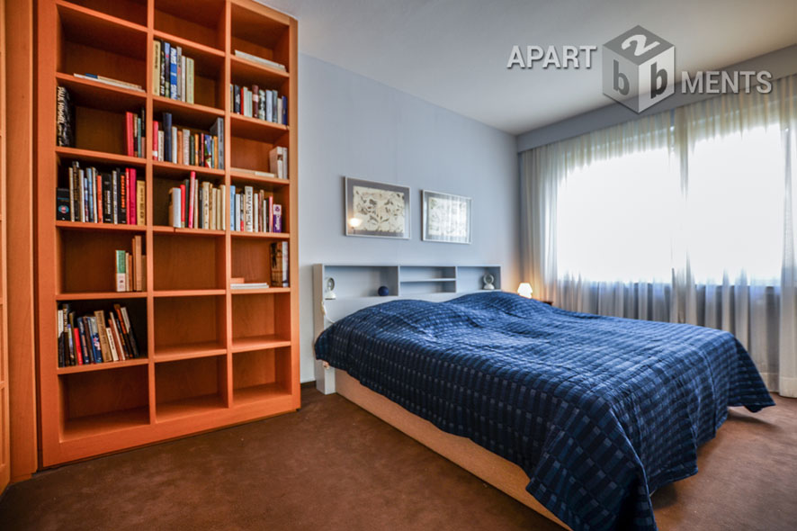 Klassisch möblierte 3-Zimmer-Wohnung mit Balkon in Köln-Sülz