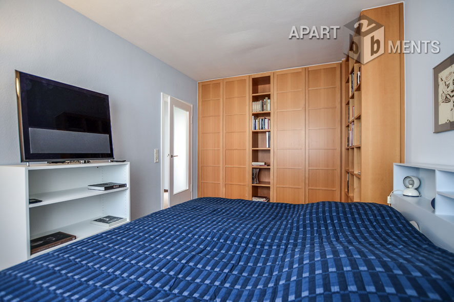 Klassisch möblierte 3-Zimmer-Wohnung mit Balkon in Köln-Sülz