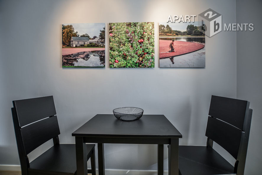 Klassisch möblierte 3-Zimmer-Wohnung mit Balkon in Köln-Sülz