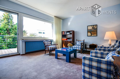 Classically furnished 3-room apartment with balcony in Cologne-Sülz