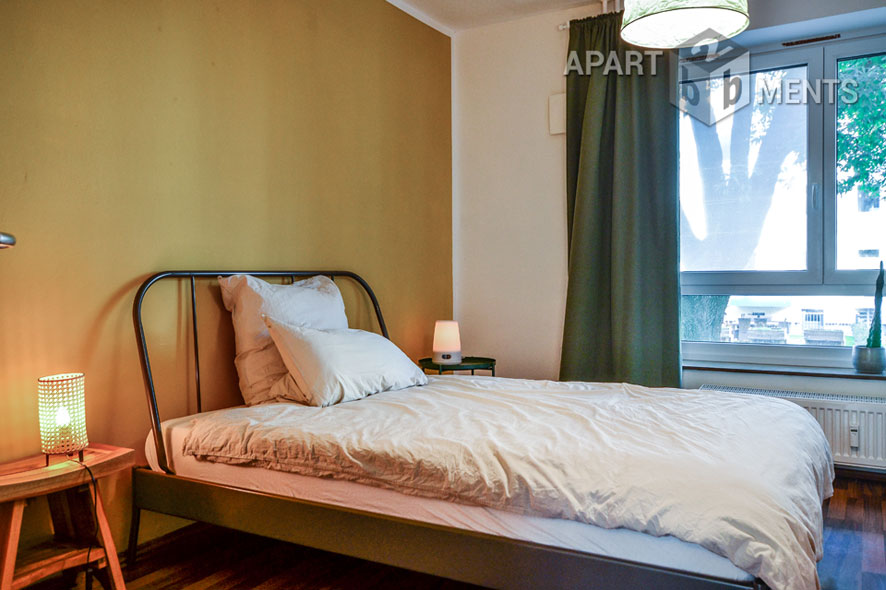 Möblierte 3-Zimmer-Wohnung in Köln-Neu-Ehrenfeld mit Balkon