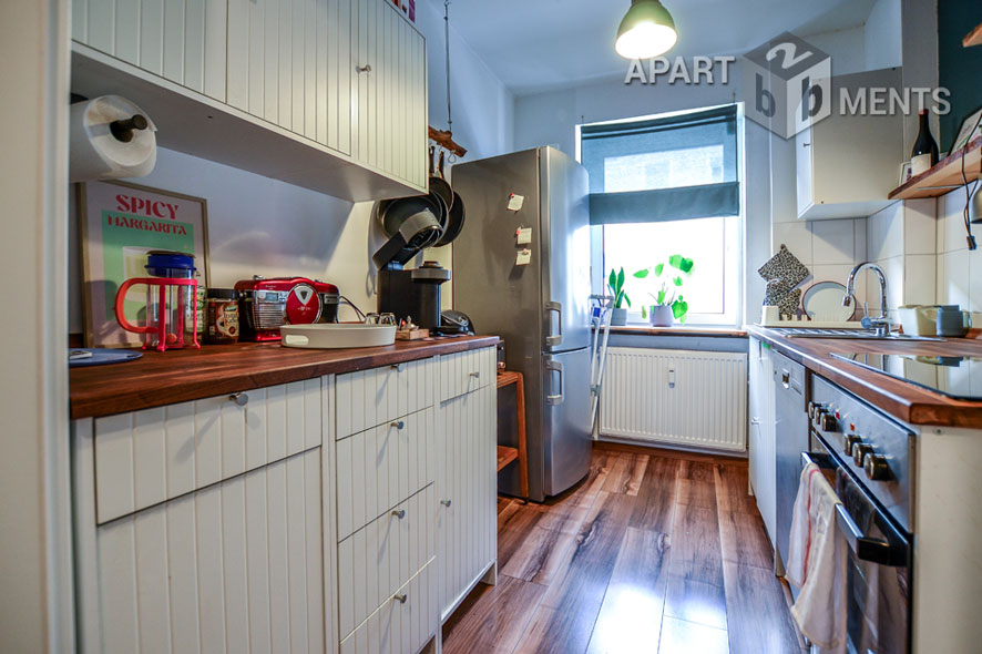 Möblierte 3-Zimmer-Wohnung in Köln-Neu-Ehrenfeld mit Balkon