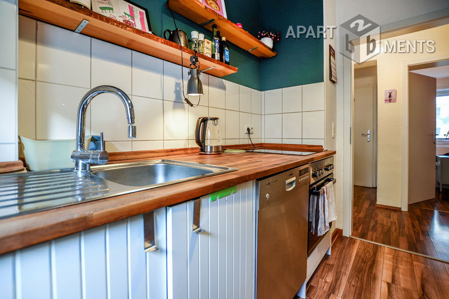 Möblierte 3-Zimmer-Wohnung in Köln-Neu-Ehrenfeld mit Balkon