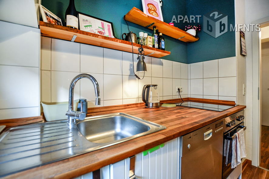 Möblierte 3-Zimmer-Wohnung in Köln-Neu-Ehrenfeld mit Balkon