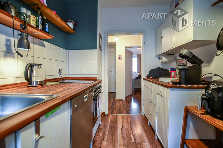 Möblierte 3-Zimmer-Wohnung in Köln-Neu-Ehrenfeld mit Balkon