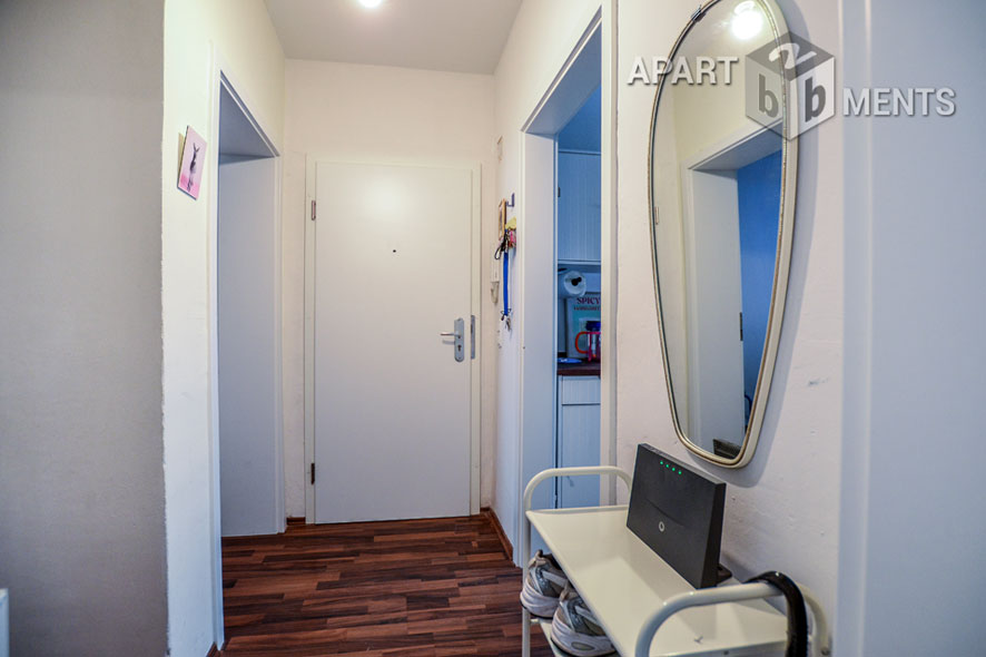 Möblierte 3-Zimmer-Wohnung in Köln-Neu-Ehrenfeld mit Balkon