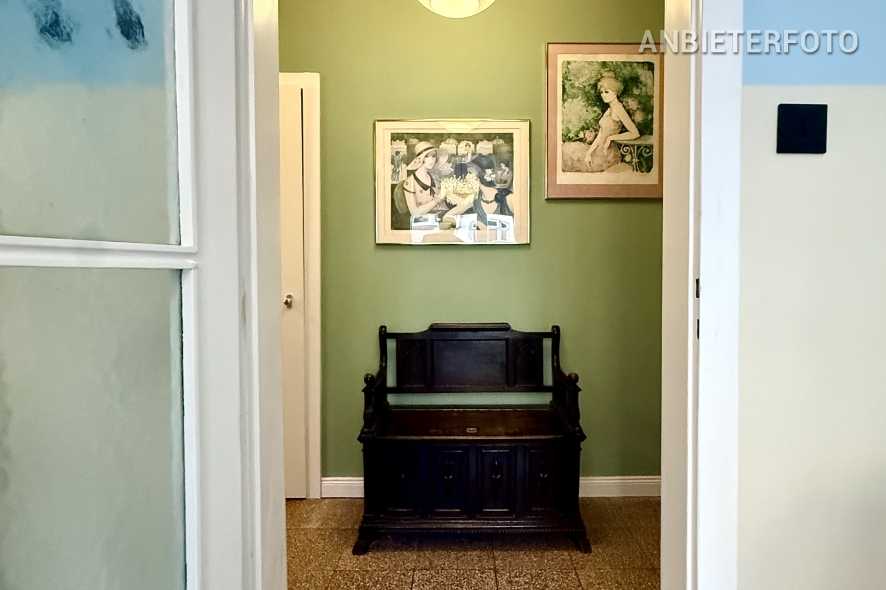 Möblierte 2-Zimmer-Wohnung mit Balkon in Köln-Ehrenfeld